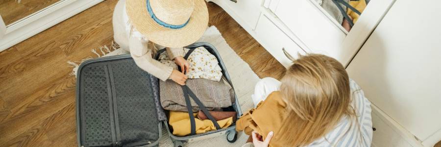 Luggage for Sale in Australia: How to Pick the Best Bag for Your Family Holidays