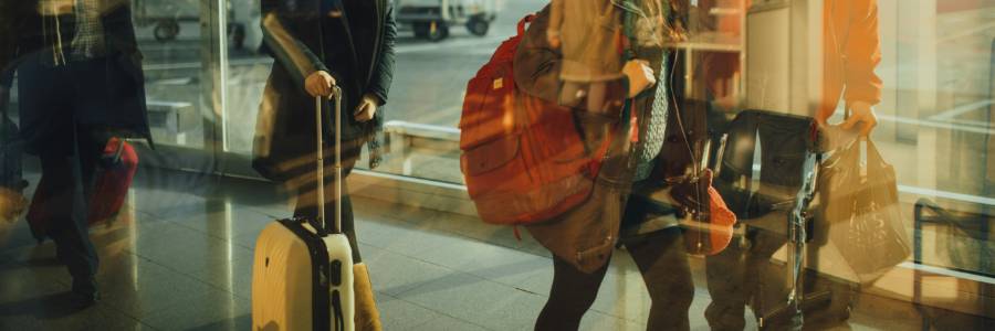Hard vs Soft Luggage: Which Wins for Flying in 2026?