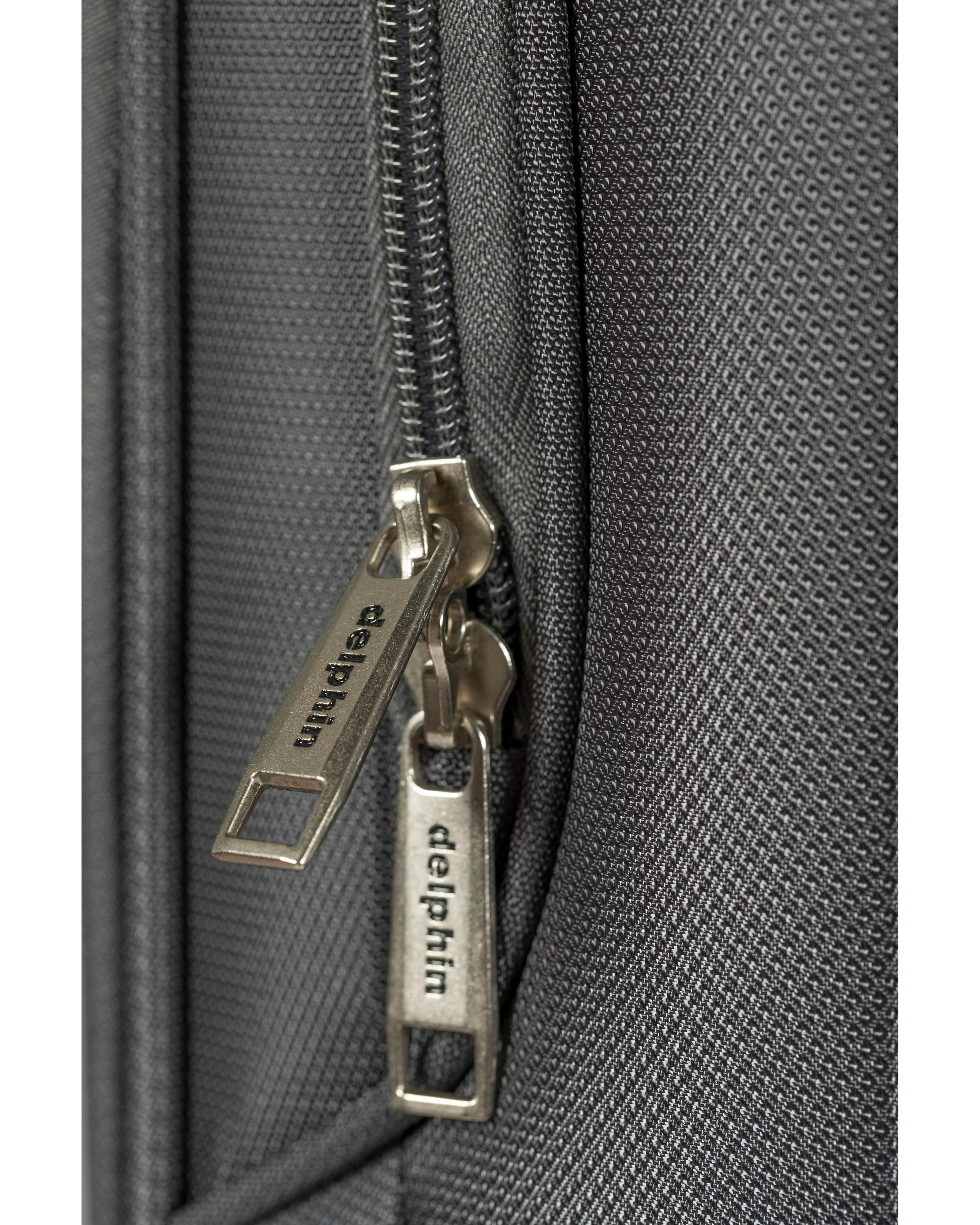 Delphin Caspian 2 Softside Medium Spinner Suitcase - 73cm - Grey Image 10