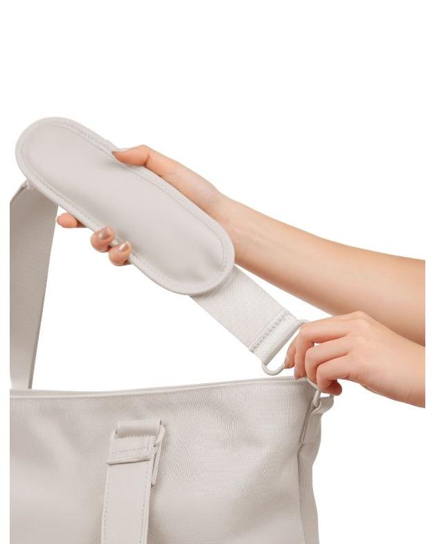 Kadi The Weekender - Ivory Image 8