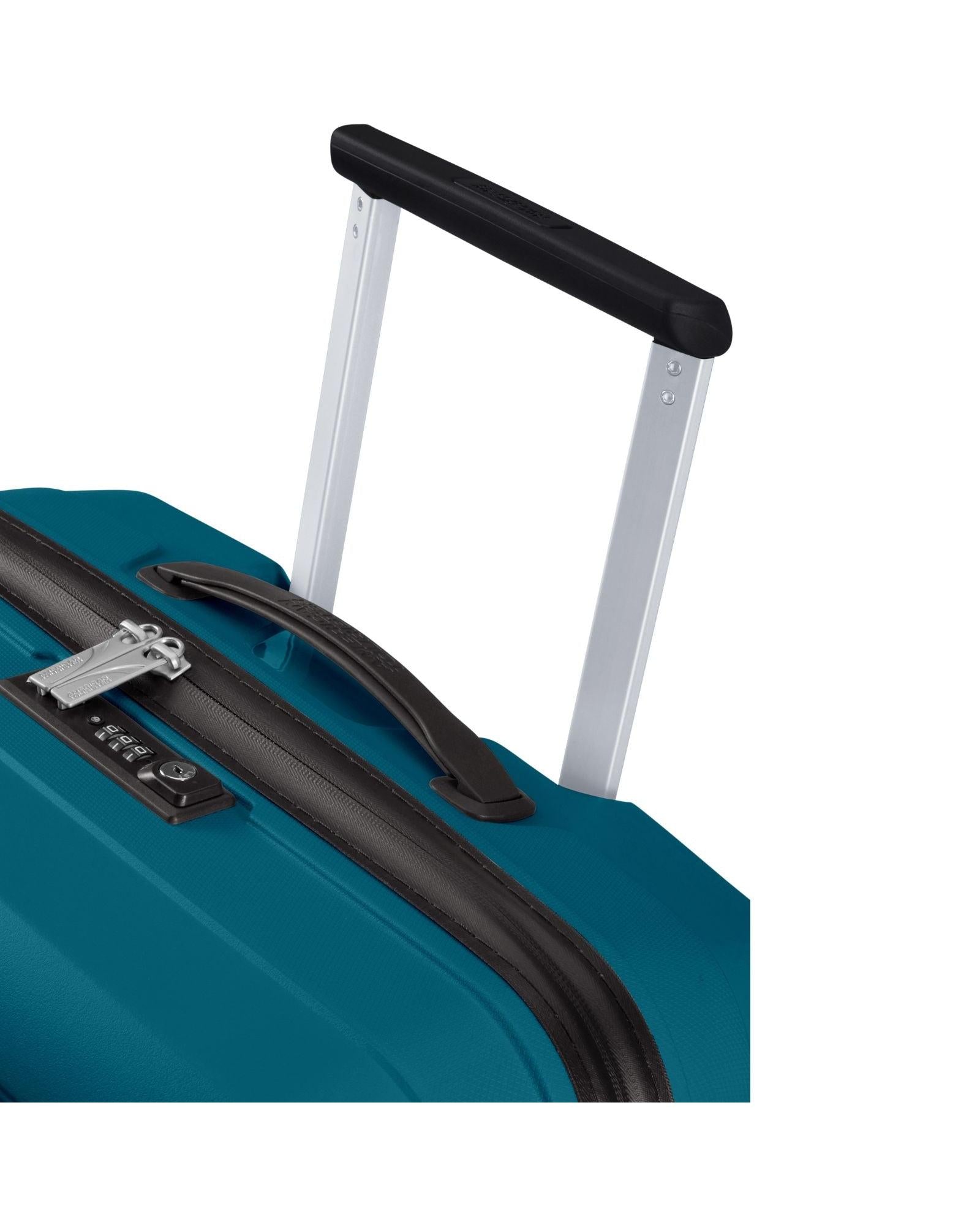 American Tourister Airconic Lightweight Hardside Medium Spinner Suitcase - 67cm - Deep Ocean Image 3