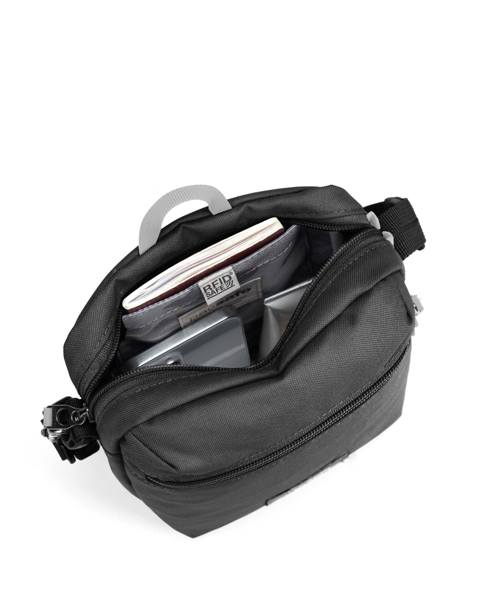 Pacsafe GO Anti-Theft Festival Crossbody Bag - 4.5L - Jet Black Interior Image 7