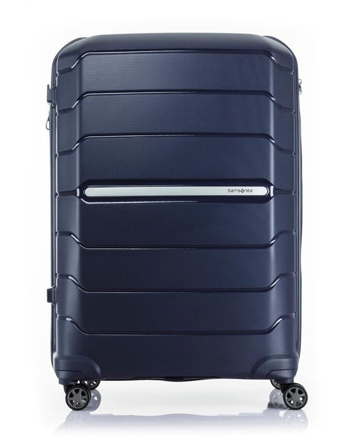 Samsonite Oc2lite Expandable Hardside Medium Spinner Suitcase - 75cm - Navy Blue Front Right Image 3
