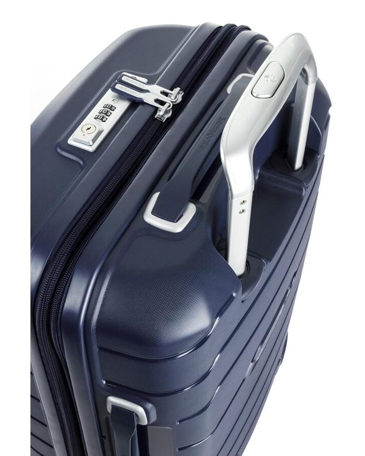 Samsonite Oc2lite Expandable Hardside Medium Spinner Suitcase - 68cm - Navy Blue Image 3