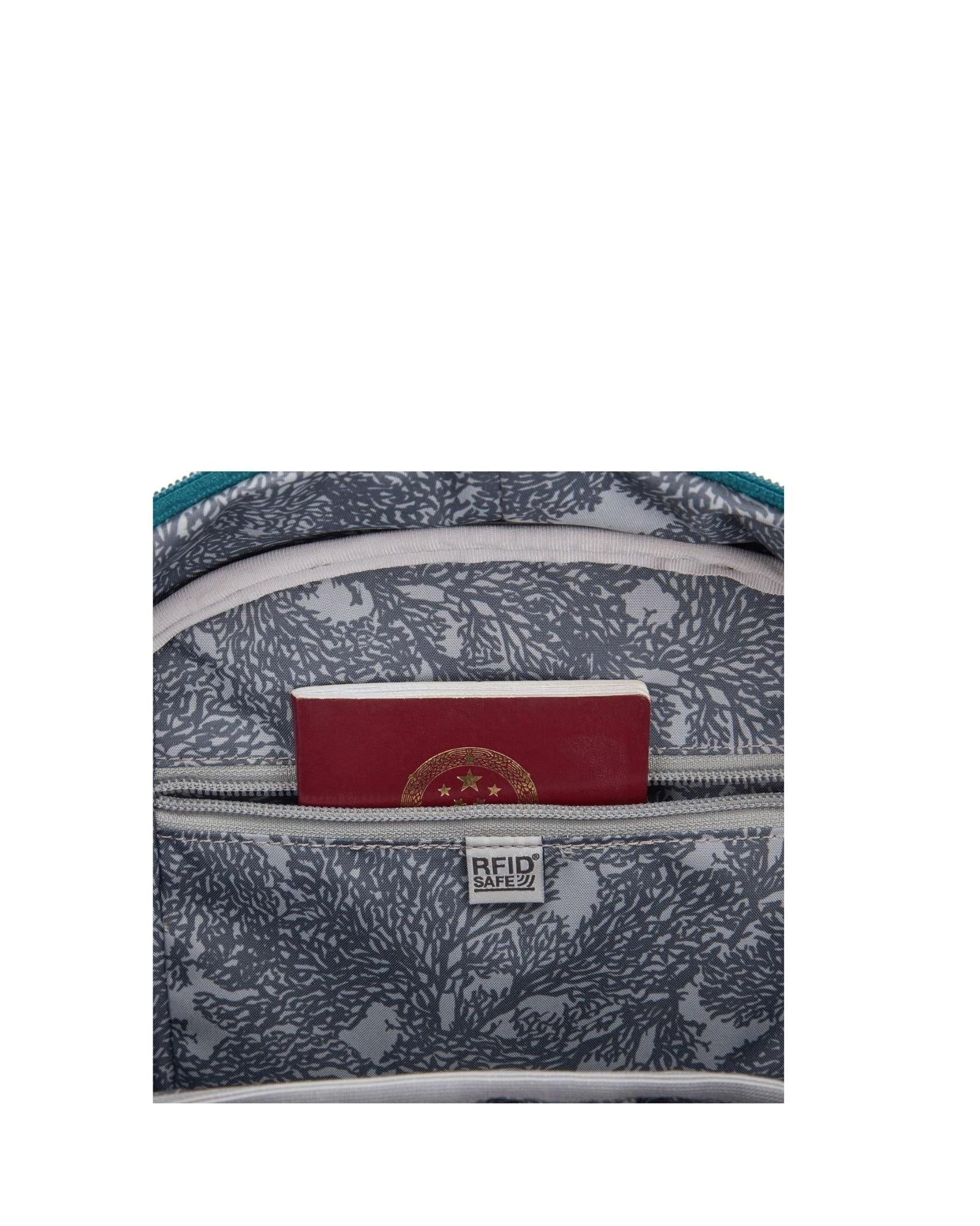 Pacsafe Metrosafe LS450 Anti-Theft ECONYL Backpack - 25L - Tidal Teal Back Image 6