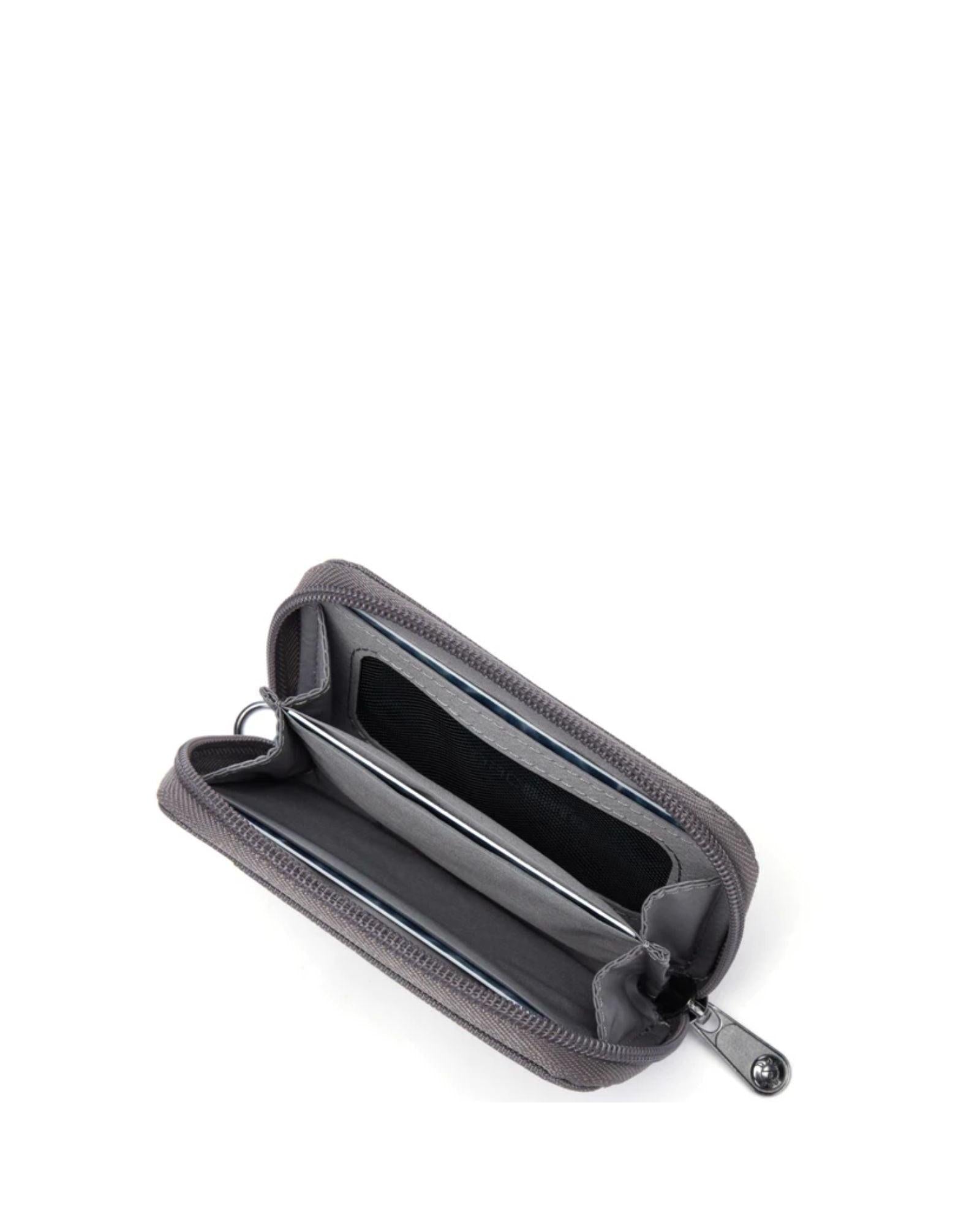 Pacsafe RFIDsafe Travel Card Wallet S25 - Stone Interior Image 5
