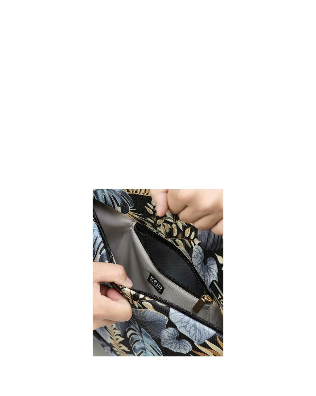 Tosca So Lite Expandable Softside Carry-On Spinner Suitcase - 54cm - Golden Palm Image 5