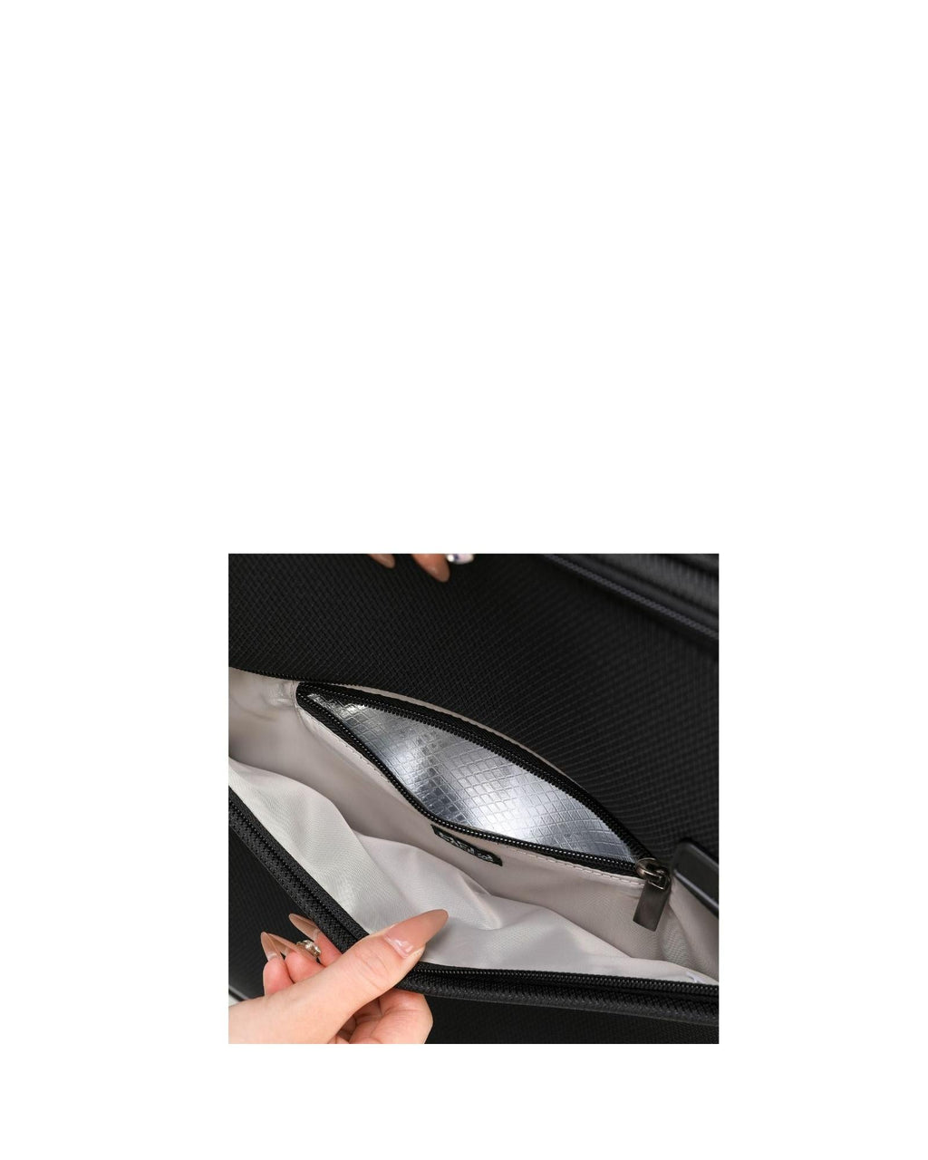 Tosca So Lite Expandable Softside Carry-On Spinner Suitcase - 54cm - Black Front Image 6