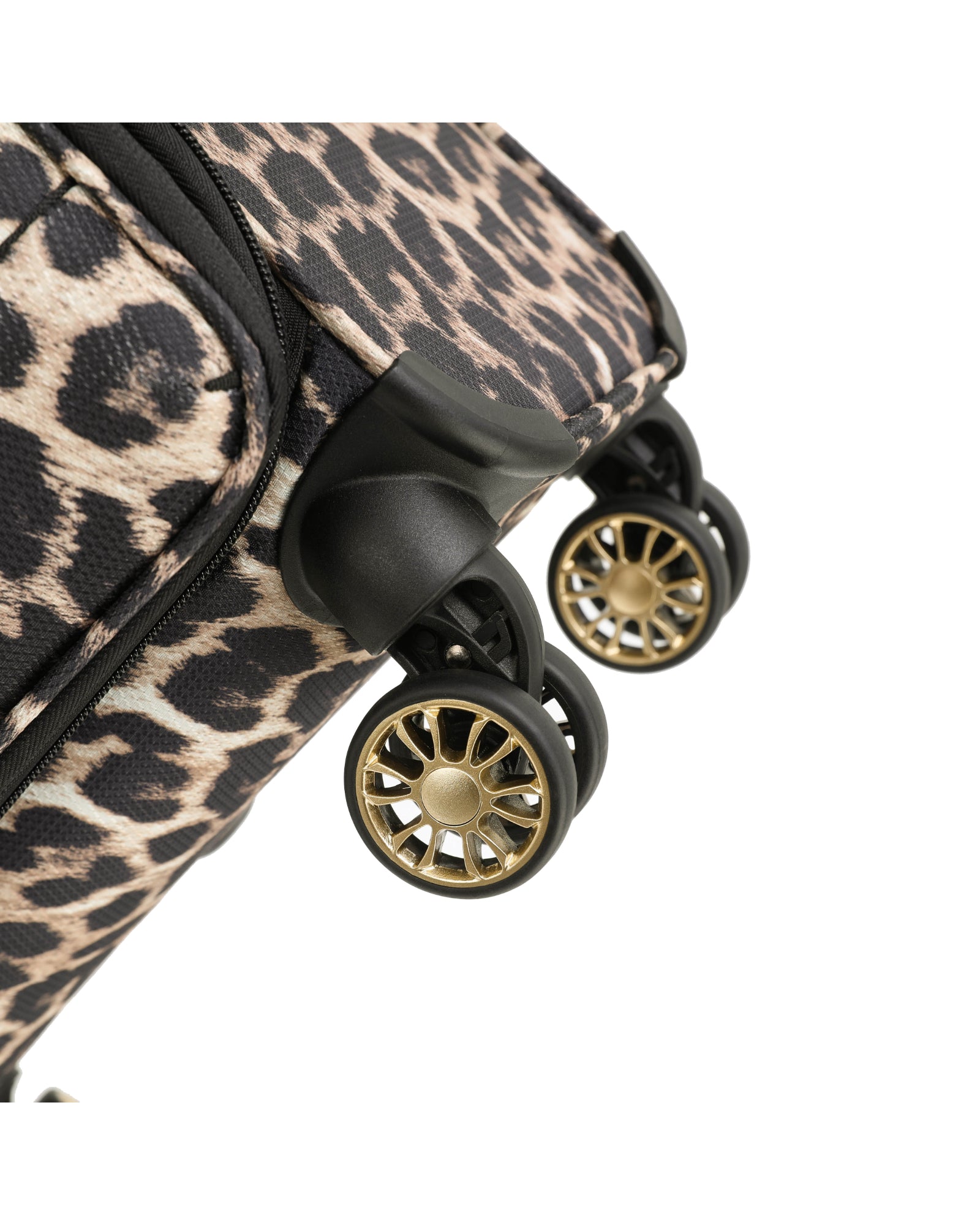Tosca So Lite Expandable Softside Medium Spinner Suitcase - 67cm - Leopard